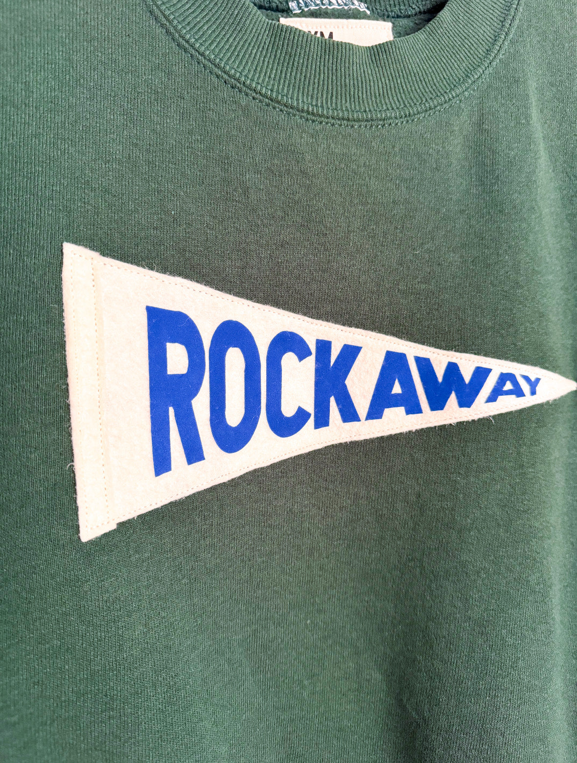 ROCKAWAY Pennant Flag Crew - R006