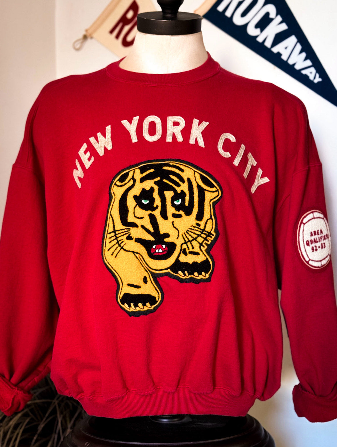 NEW YORK CITY Varsity Tiger Patch Crew