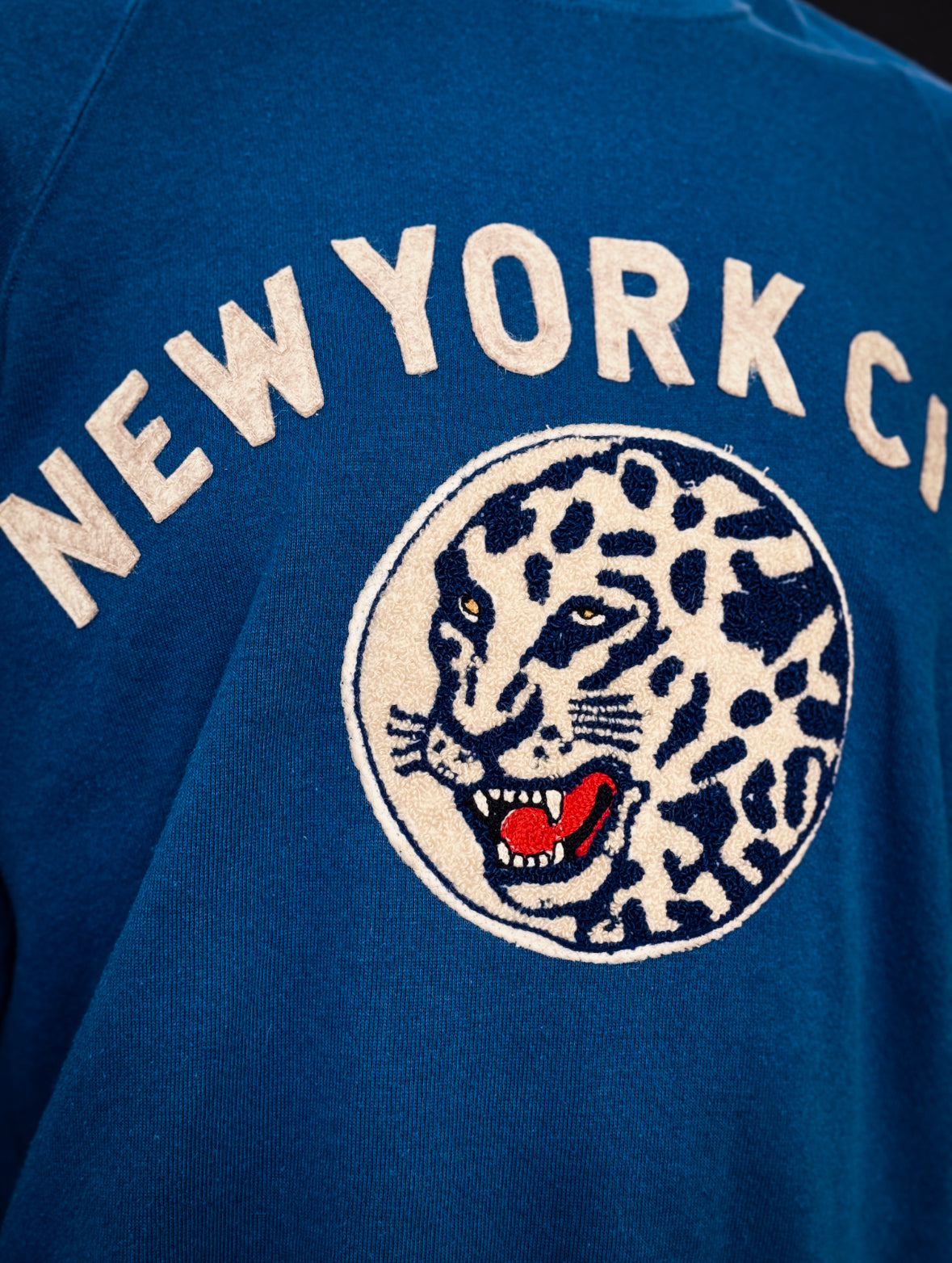 NEW YORK CITY Varsity Leopard Patch Crew - Y023